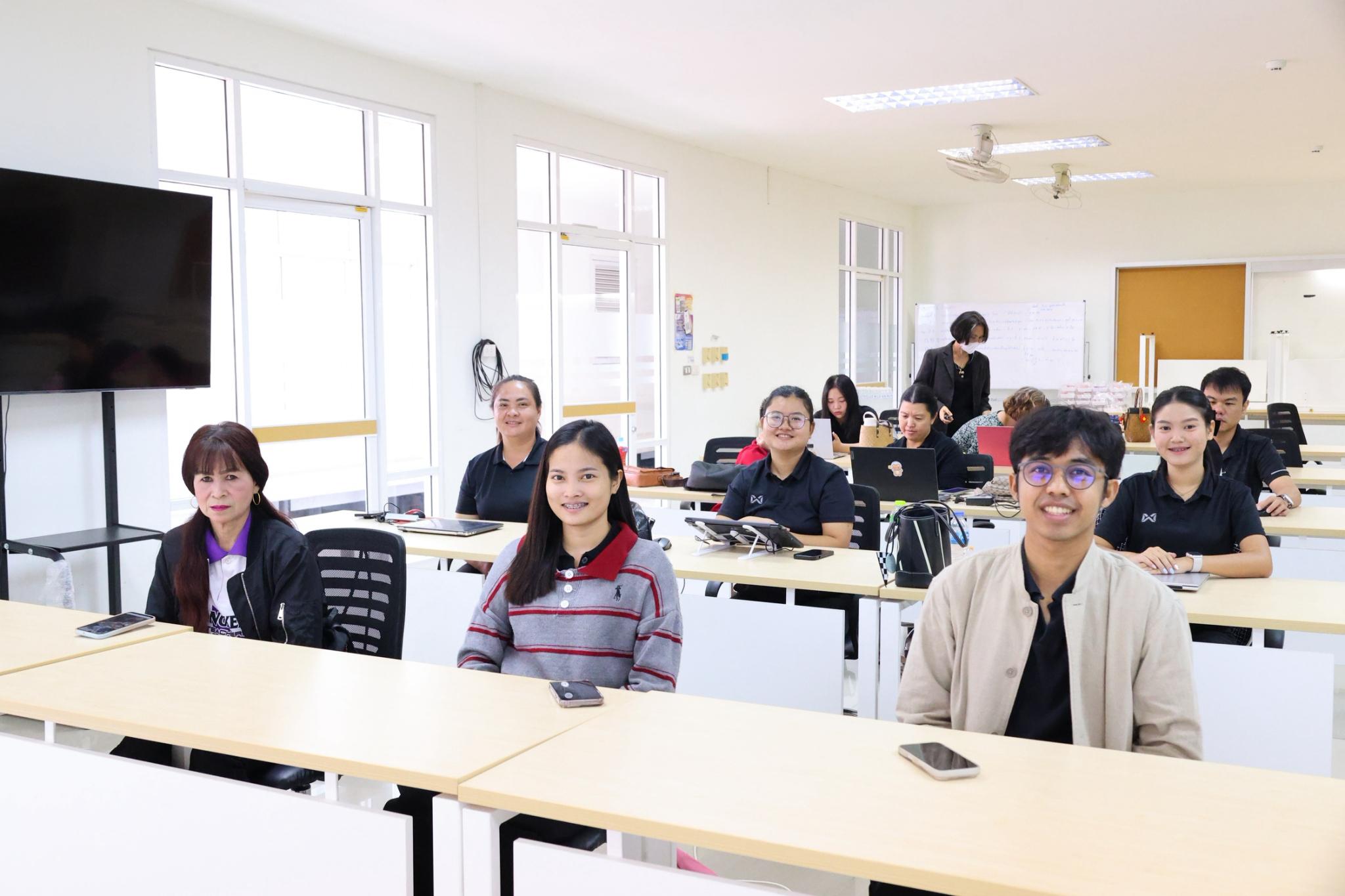 79. โครงการการผลิตสื่อการสอนด้วยนวัตกรรม AI ของครูเพื่อส่งเสริมความคิดสร้างสรรค์สำหรับผู้เรียนในยุคดิจิทัลตามบริบทของโรงเรียน ภายใต้โครงการพัฒนาคุณภาพการศึกษาและการพัฒนาท้องถิ่นโดยมีสถาบันอุดมศึกษาเป็นพี่เลี้ยงเครือข่ายเพื่อการพัฒนาอุดมศึกษา